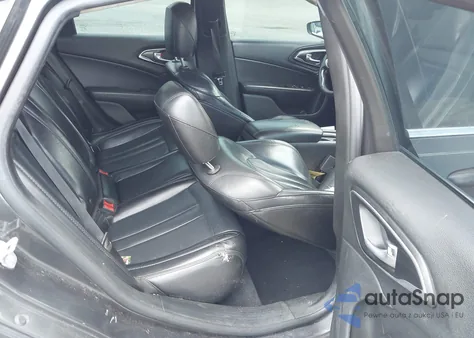 2017 Chrysler 200 Limited Platinum z USA, uszkodzony, nr VIN 1C3CCCAB8HN506815